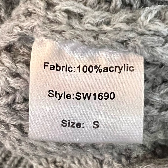 Elan Cold Shoulder Sweater - Picture 6 of 7